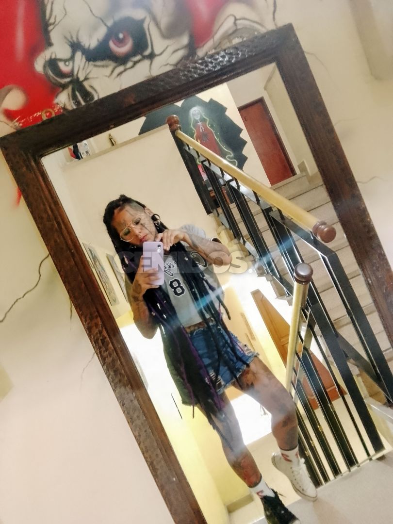  Wild Girl