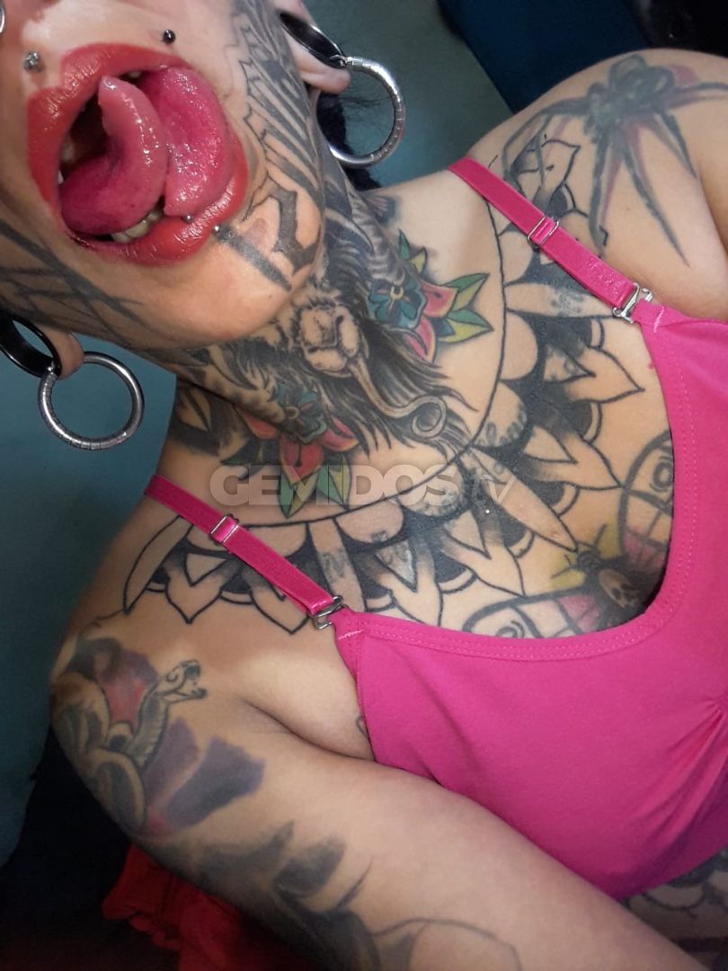  Wild Girl