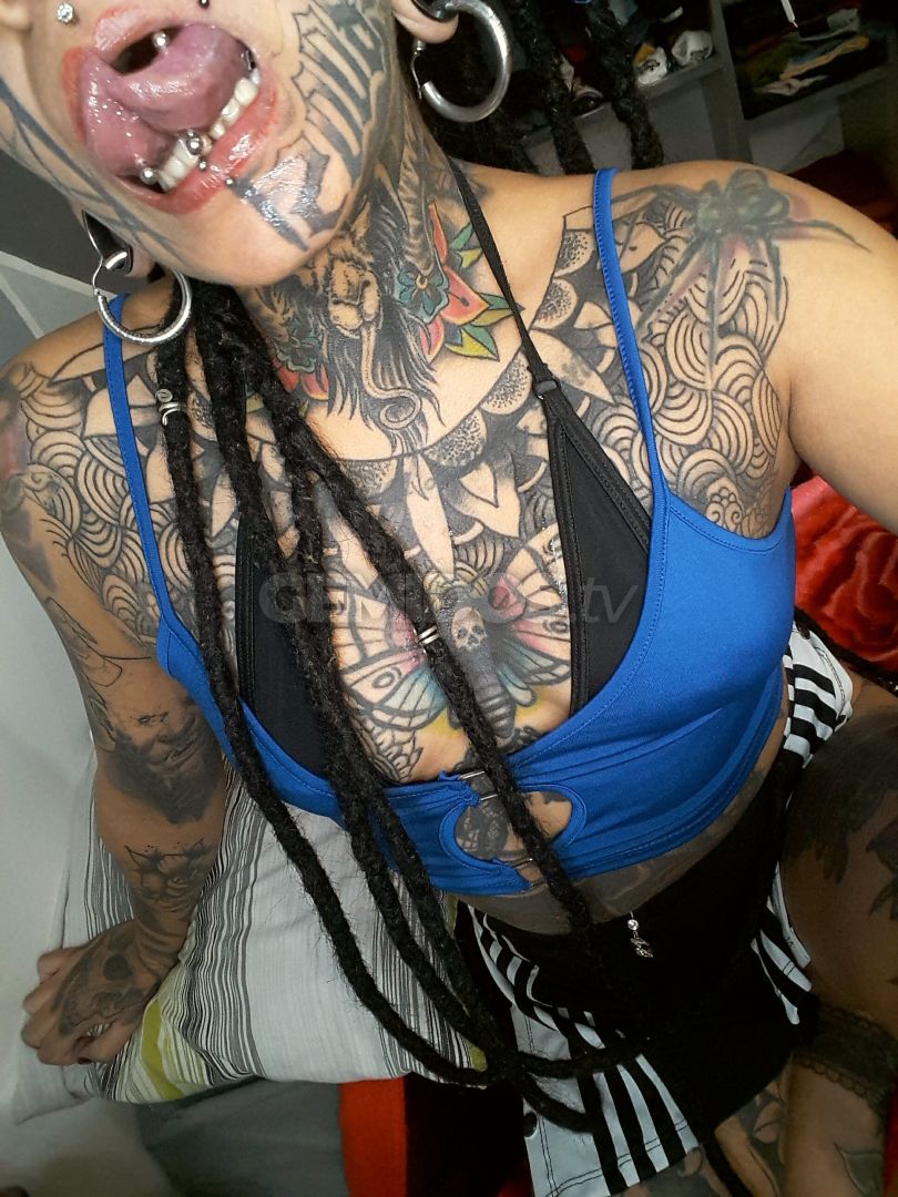  Wild Girl