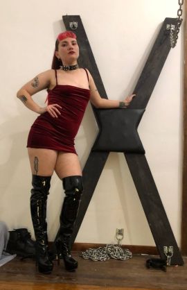 Mistress Macarenn 