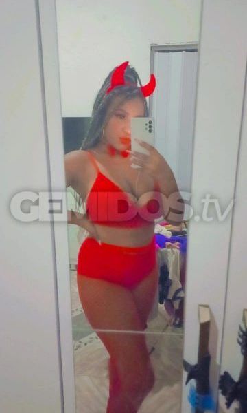 Sou estilo namoradinha, bem carinhosa e com um boquete inigualável. Gosto de deixar o cliente satisfeito.Horário de atendimento: 24 horasCachês: R$ 100,00 – 30 minutos R$ 150,00 – 1 hora.