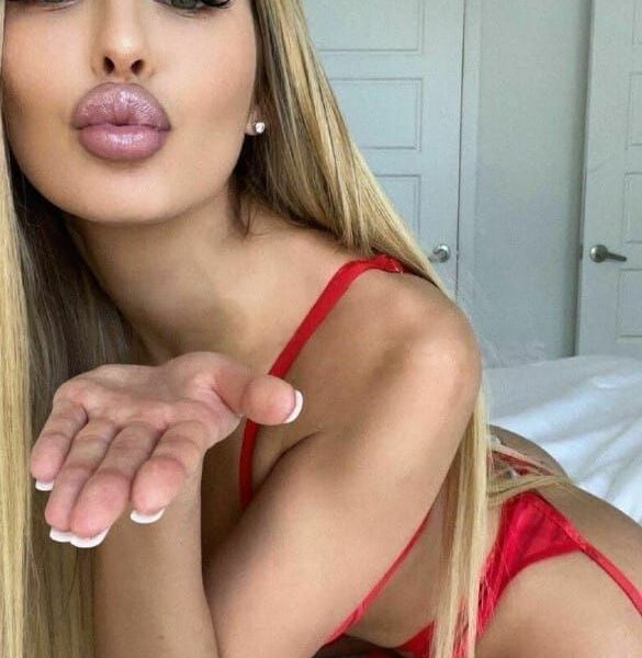 Hi guys, Your girl is available in Riyadh to give you the best of services. I provide both in call and out call services within the cities.