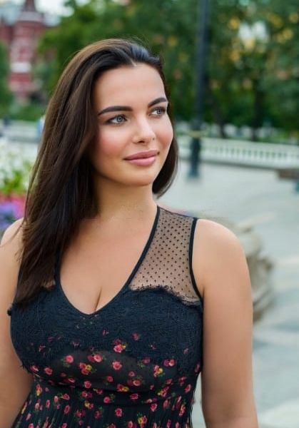 Hi, I am in Dubai now and would love the opportunity of meeting gentlemen and having a good time. I am provocative, seduction, simply stunning with long legs and luscious blue eyes, soft skin, cute smile, very HOT. Gorgeous, sexy, classy, intellegent for any gentlemen who`s seeking a girl with difference. I will turn your evening into a blissful fantasy, I will give you the pleasure of relaxing and escaping daily routing and spend an exiting time. Once we meet you will be blow over by my genuine friendly easy going personality. Spend time with me and you will experience a whole new level of pleasure