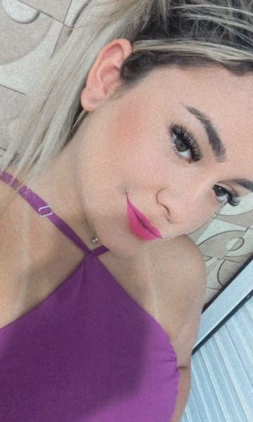 Olá, meus amores. Faço estilo namoradinha e adoro fazer um sexo bem gostoso e safado!Horário de atendimento: 24 horasCachês: R$ 200,00.