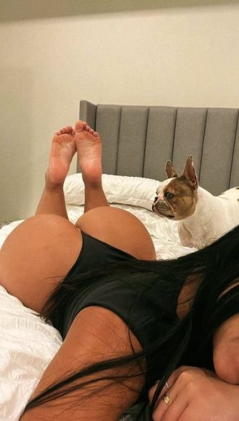 Holis soy Nati cuento con una personalidad agradable, conocimientos, además soy una excelente acompañante, caliente y devoradora🔥💕
Te espero con la mente limpia y los pensamientos sucios papi😈
