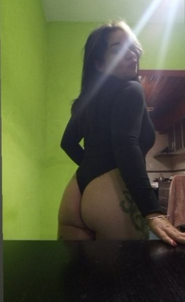 Calentona amante del buen sexo