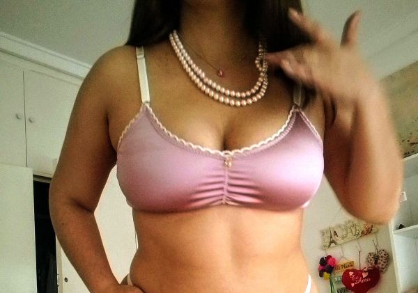 Soy Isabella Bella, encantadora soy escort brindo servicio convencional y brindo servicio de "novia de alquiler" para eventos, cenas, salidas tipo cita, soy una excelente compañía de primer nivel.